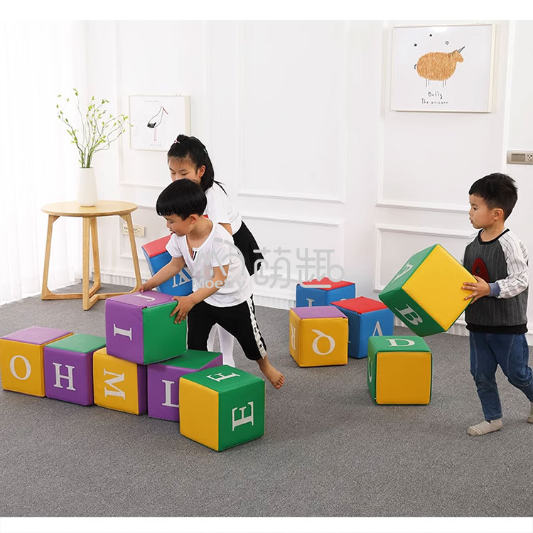 مكعبات حروف الأبجدية الإسفنجية - مراجعة Kids Toys Names وسعره